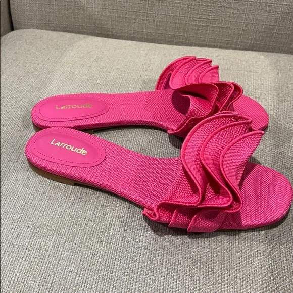 NEW Larroude Ivy Ruffle Slip On Mule Flat SANDALS Size 8.5 Pink Raffia - Picture 4 of 8